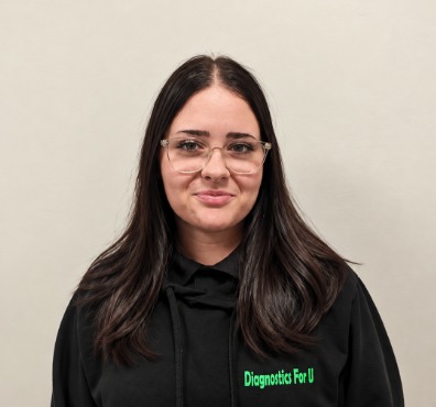 Zoe Van Heerden, Sales Administrator
